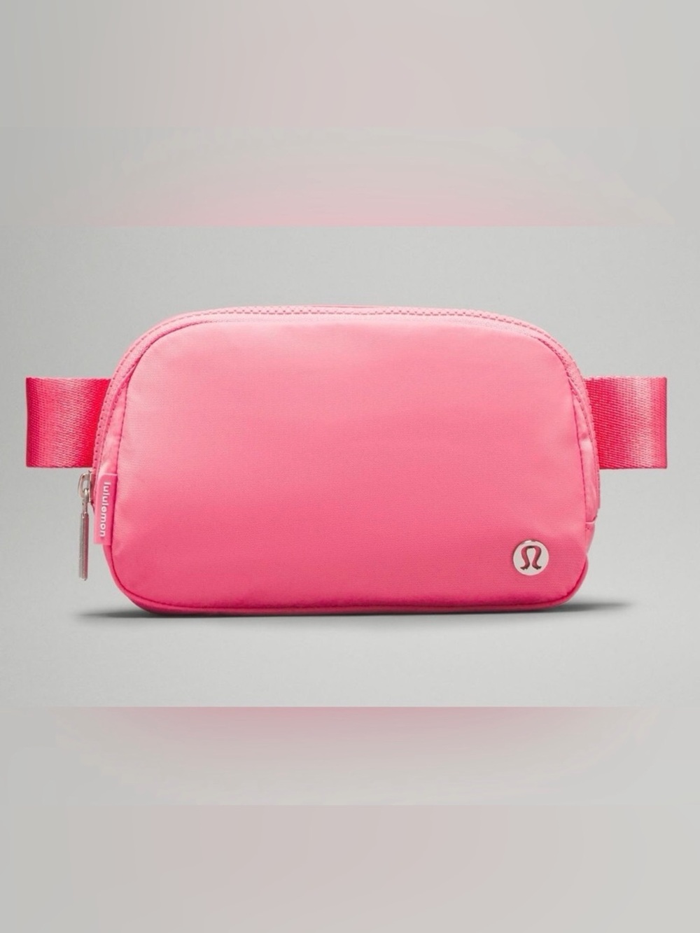 Lululemon Everywhere Belt Bag 1L in Hot Pink